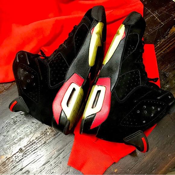 Nike Air Jordan 6 - Picture 3 of 15